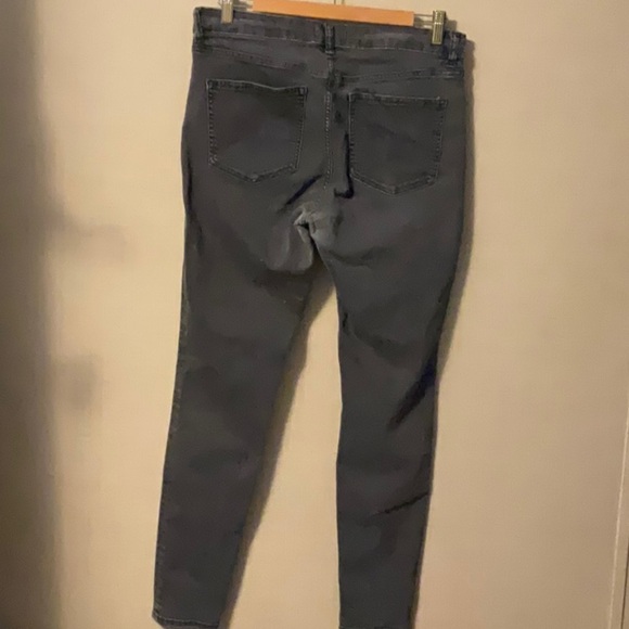 H&M Gray Skinny Jeans Stretchy Modern Fit - Picture 2 of 6